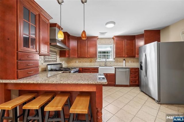 51 Anderson Avenue, Englewood Cliffs, NJ 07632