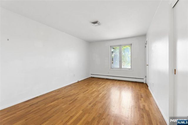 51 Anderson Avenue, Englewood Cliffs, NJ 07632