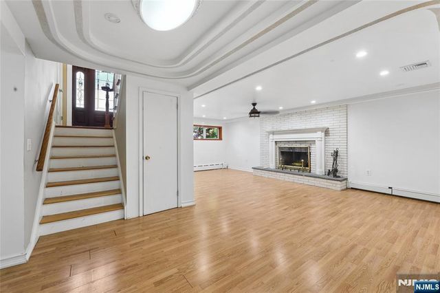 51 Anderson Avenue, Englewood Cliffs, NJ 07632