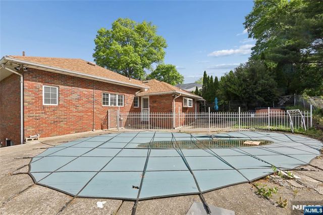 51 Anderson Avenue, Englewood Cliffs, NJ 07632