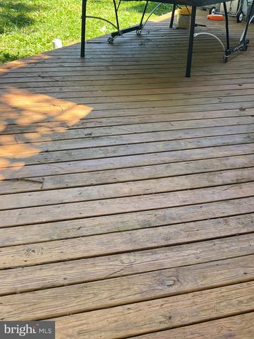 626 CLARK AVE, Deale, MD 20751