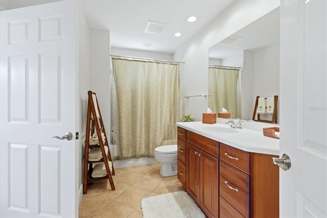 6360 WATERCREST WAY 201, Lakewood Ranch, FL 34202