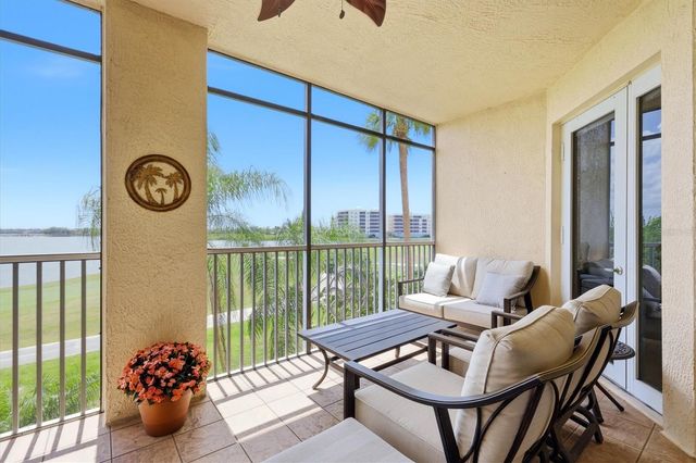 6360 WATERCREST WAY 201, Lakewood Ranch, FL 34202