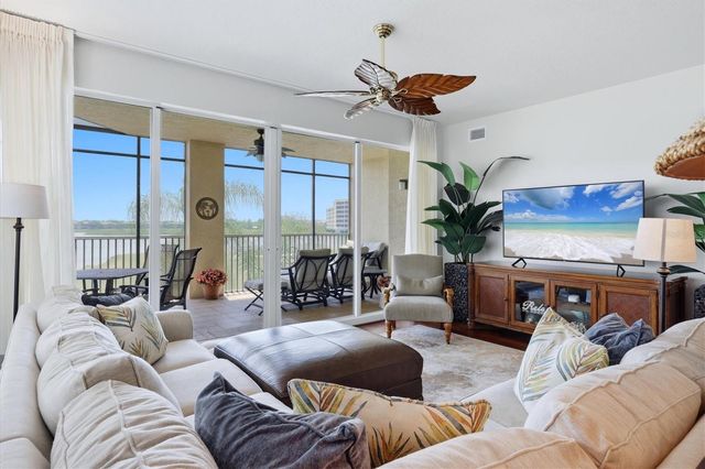 6360 WATERCREST WAY 201, Lakewood Ranch, FL 34202