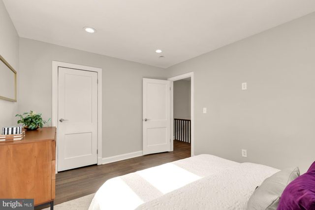 1910 T PL SE, Washington, DC 20020