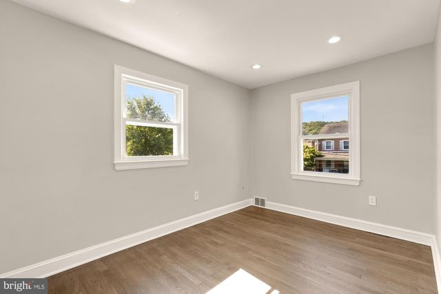 1910 T PL SE, Washington, DC 20020