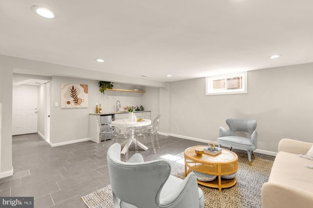 1910 T PL SE, Washington, DC 20020