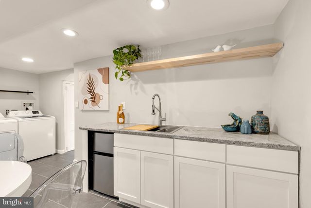 1910 T PL SE, Washington, DC 20020
