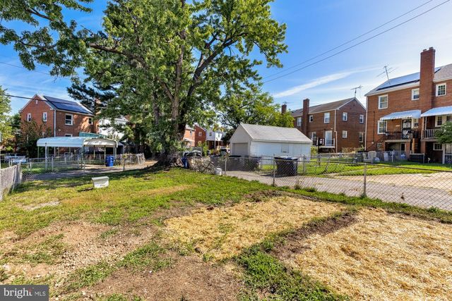 1910 T PL SE, Washington, DC 20020