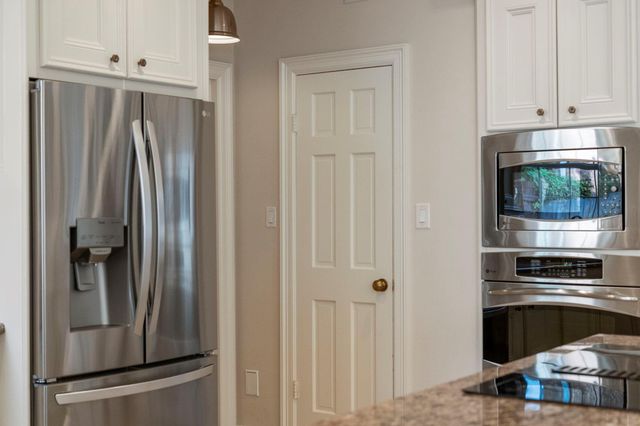 70 Pipers Walk, Sugar Land, TX 77479