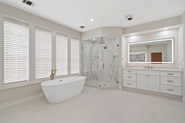 70 Pipers Walk, Sugar Land, TX 77479
