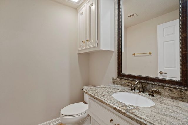 70 Pipers Walk, Sugar Land, TX 77479