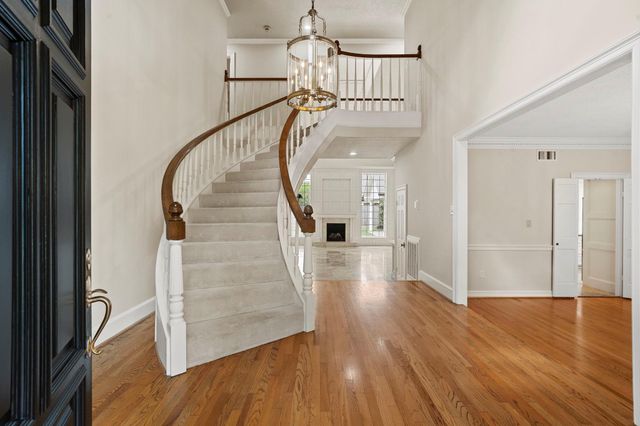 70 Pipers Walk, Sugar Land, TX 77479