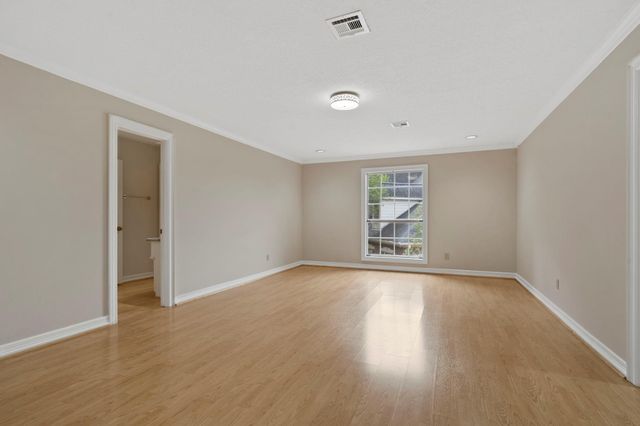 70 Pipers Walk, Sugar Land, TX 77479