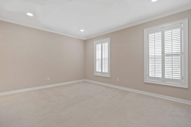 70 Pipers Walk, Sugar Land, TX 77479