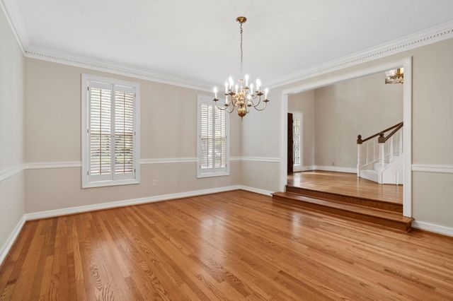 70 Pipers Walk, Sugar Land, TX 77479