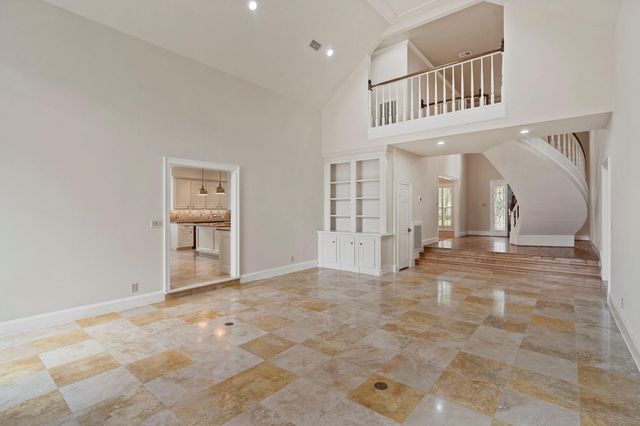 70 Pipers Walk, Sugar Land, TX 77479