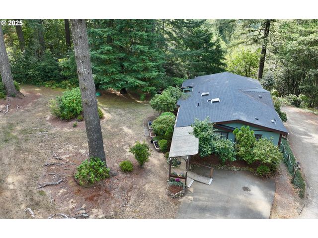 98825 PLEASANT HILL Dr 36, Brookings, OR 97415