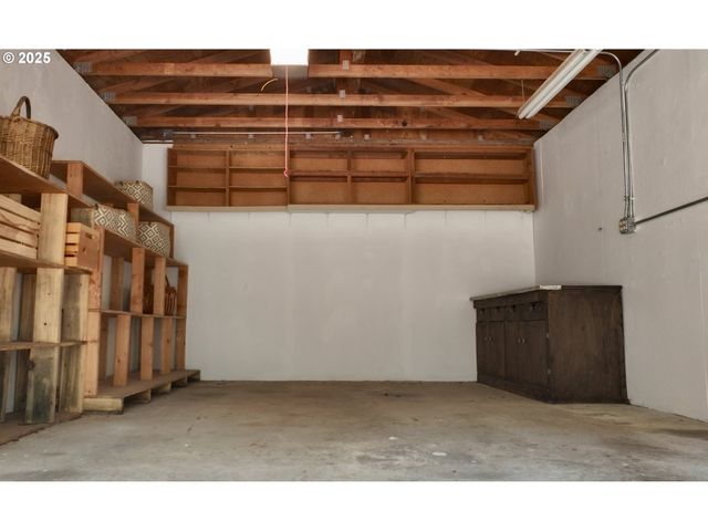 98825 PLEASANT HILL Dr 36, Brookings, OR 97415