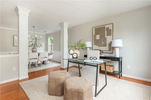 1005 Crabapple Lake Circle, Roswell, GA 30076