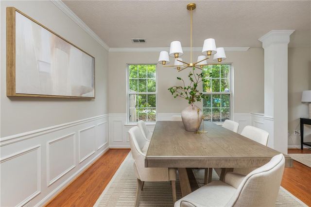 1005 Crabapple Lake Circle, Roswell, GA 30076