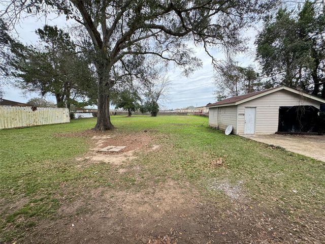 1824 Reese Street, Liberty, TX 77575
