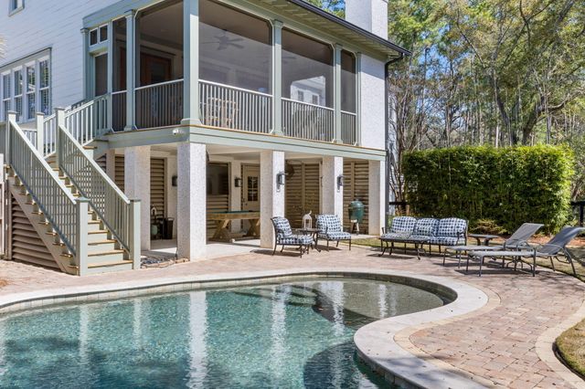 352 Bridgetown Pass, Mount Pleasant, SC 29464