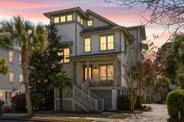 352 Bridgetown Pass, Mount Pleasant, SC 29464