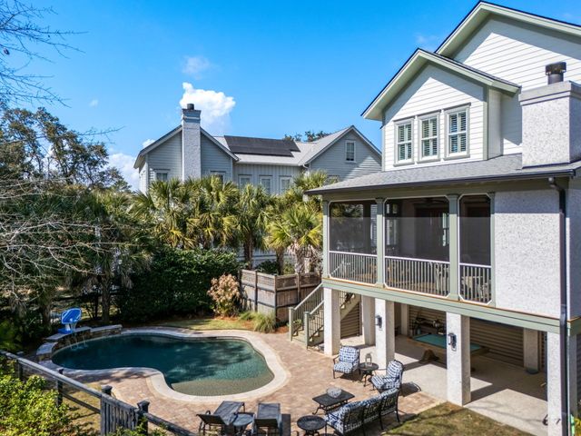 352 Bridgetown Pass, Mount Pleasant, SC 29464