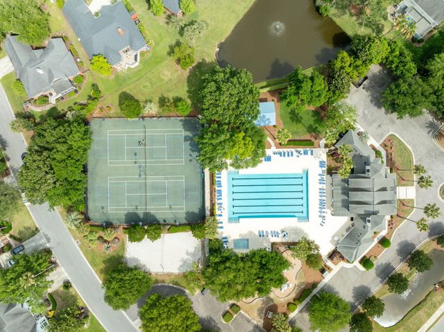 352 Bridgetown Pass, Mount Pleasant, SC 29464