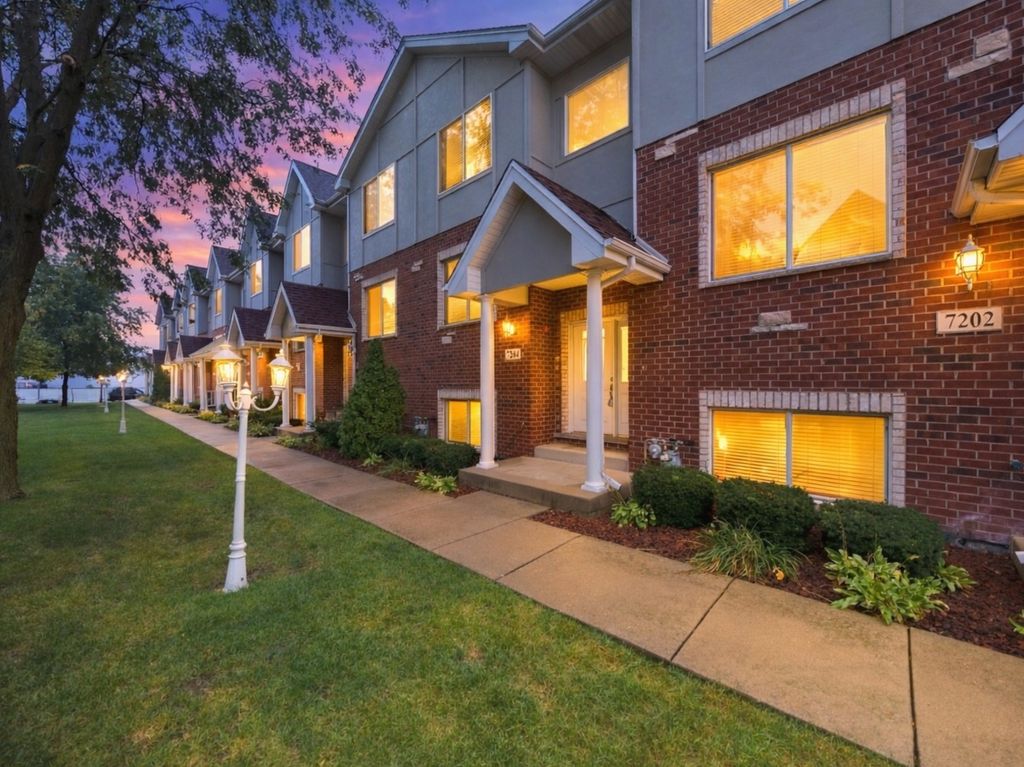 7204 W 83rd Street, Bridgeview, IL 60455 — photo 2