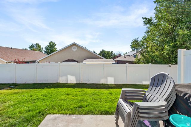 182 W SAVANNAH LN, Harrisville, UT 84414