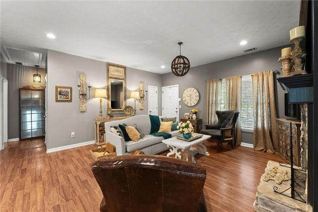 3875 Stutz Street, Cumming, GA 30041