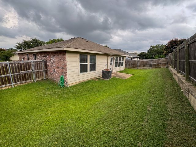 1920 Southridge Lane, Sherman, TX 75092
