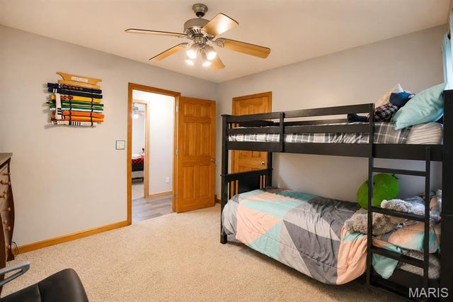 4714 Huntington Drive, Farmington, MO 63640