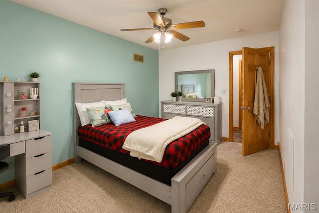 4714 Huntington Drive, Farmington, MO 63640