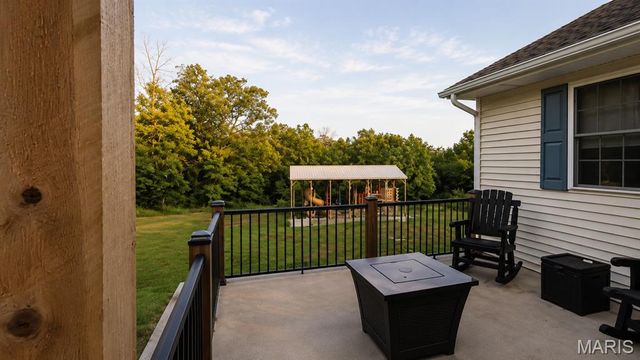 4714 Huntington Drive, Farmington, MO 63640