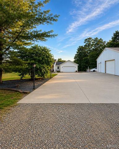 4714 Huntington Drive, Farmington, MO 63640