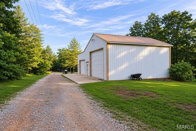 4714 Huntington Drive, Farmington, MO 63640