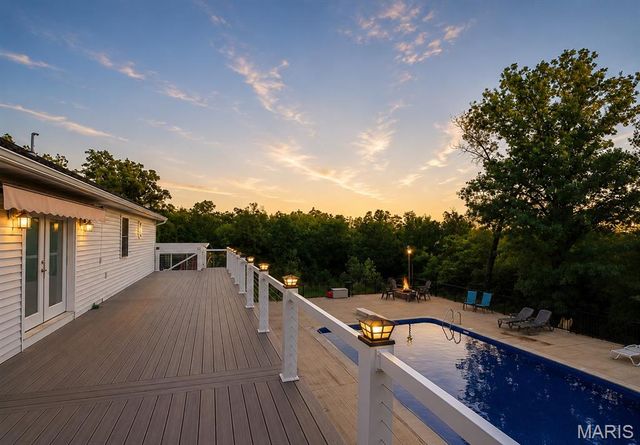 4714 Huntington Drive, Farmington, MO 63640