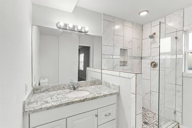 5635 Belarbor Street, Houston, TX 77033