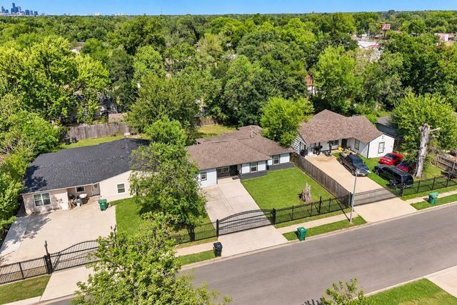 5635 Belarbor Street, Houston, TX 77033