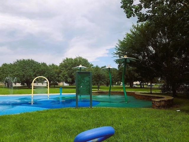 5635 Belarbor Street, Houston, TX 77033