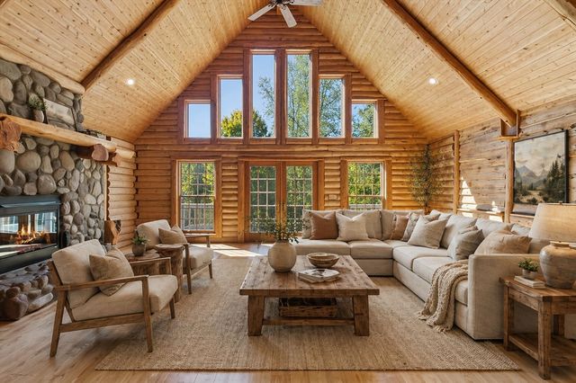 751 Hunters Ridge, Marion Twp, MI 49665
