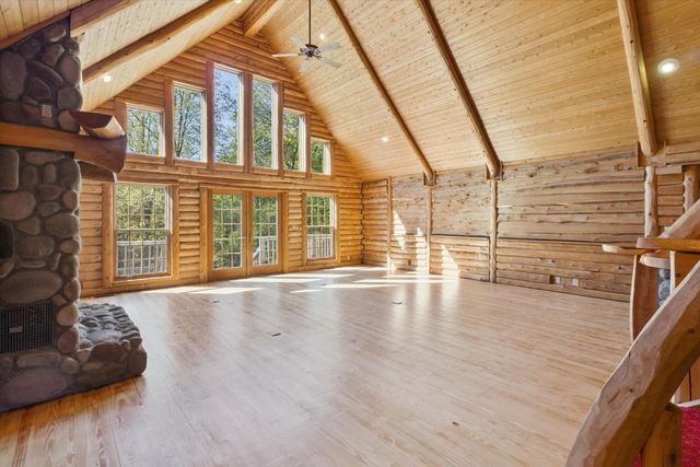 751 Hunters Ridge, Marion Twp, MI 49665