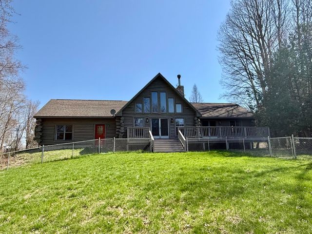 751 Hunters Ridge, Marion Twp, MI 49665