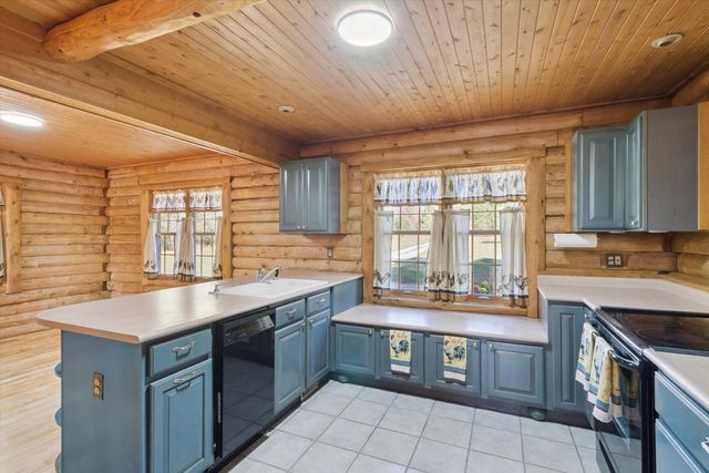 751 Hunters Ridge, Marion Twp, MI 49665