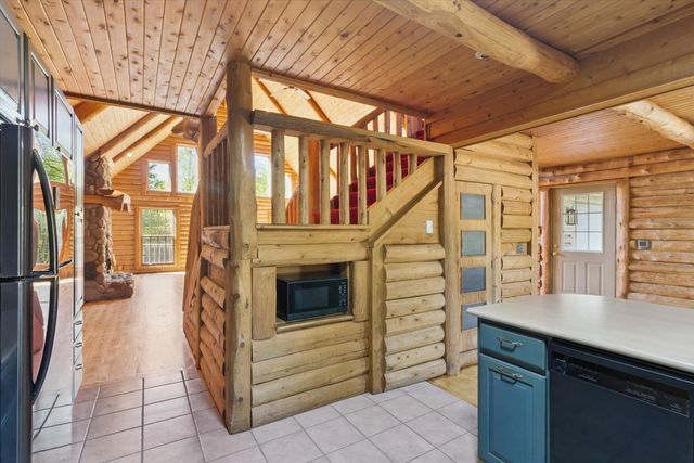 751 Hunters Ridge, Marion Twp, MI 49665