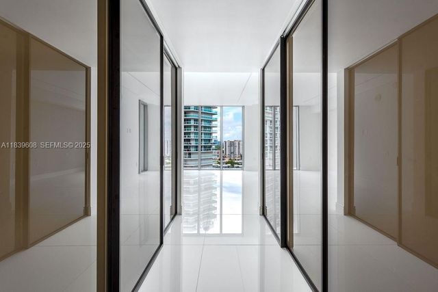 300 Sunny Isles Boulevard 41808, Sunny Isles Beach, FL 33160