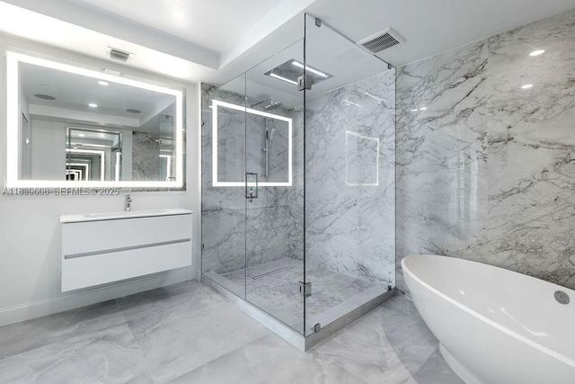 300 Sunny Isles Boulevard 41808, Sunny Isles Beach, FL 33160